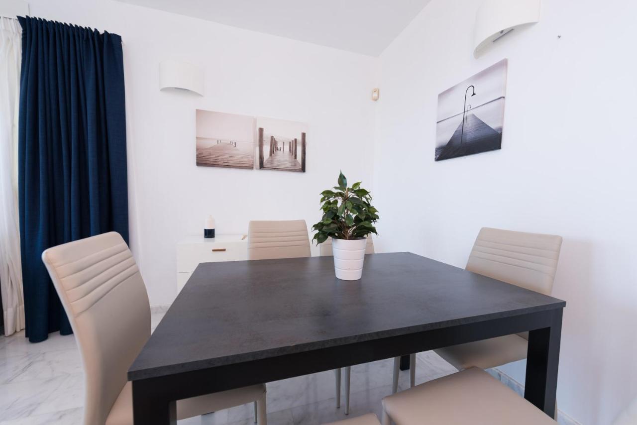 High Rise Apartment On The 39Th Floor With Private Terrace And Sea Views Benidorm Zewnętrze zdjęcie