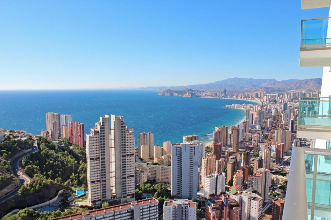 High Rise Apartment On The 39Th Floor With Private Terrace And Sea Views Benidorm Zewnętrze zdjęcie